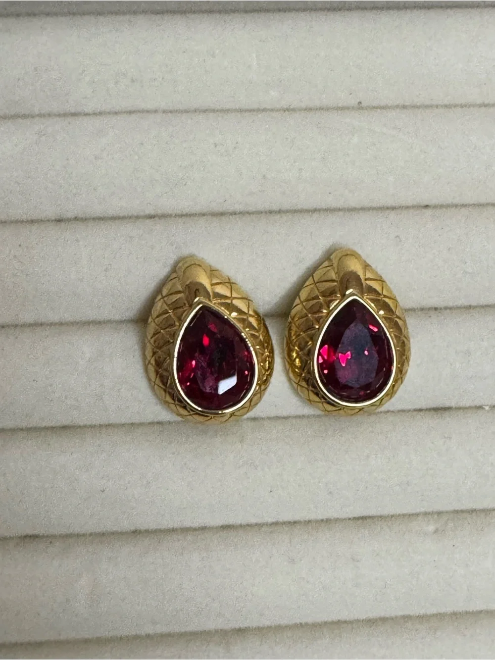 Vintage Swarovski Ruby Red Crystal Gold Tone Cli stud Earrings